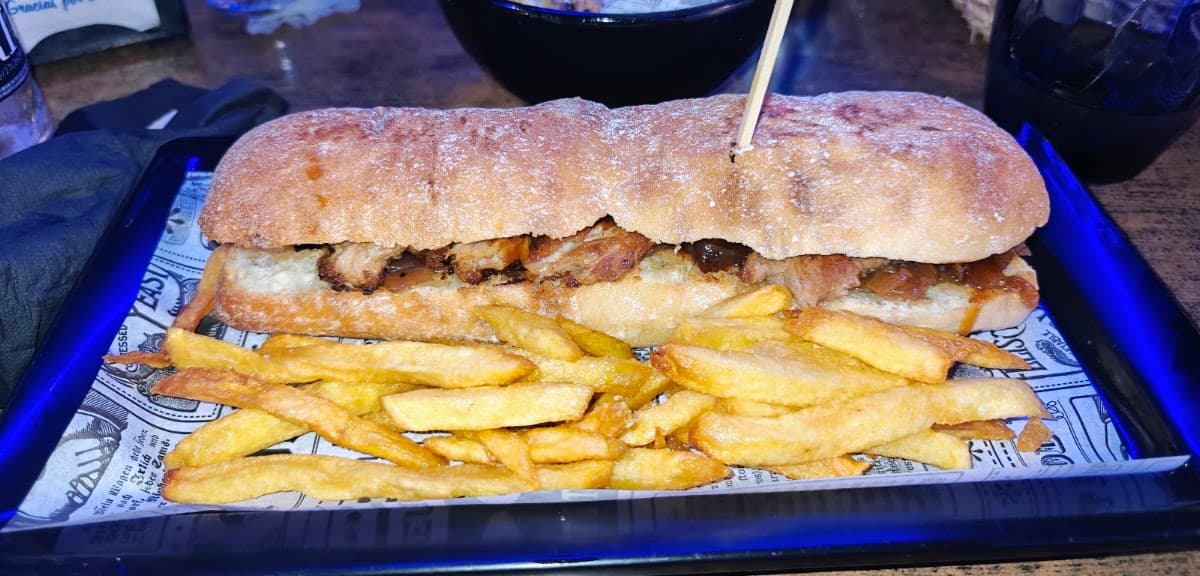 Guarniciones y acompañamientos de Hamburguesería Tàstum
